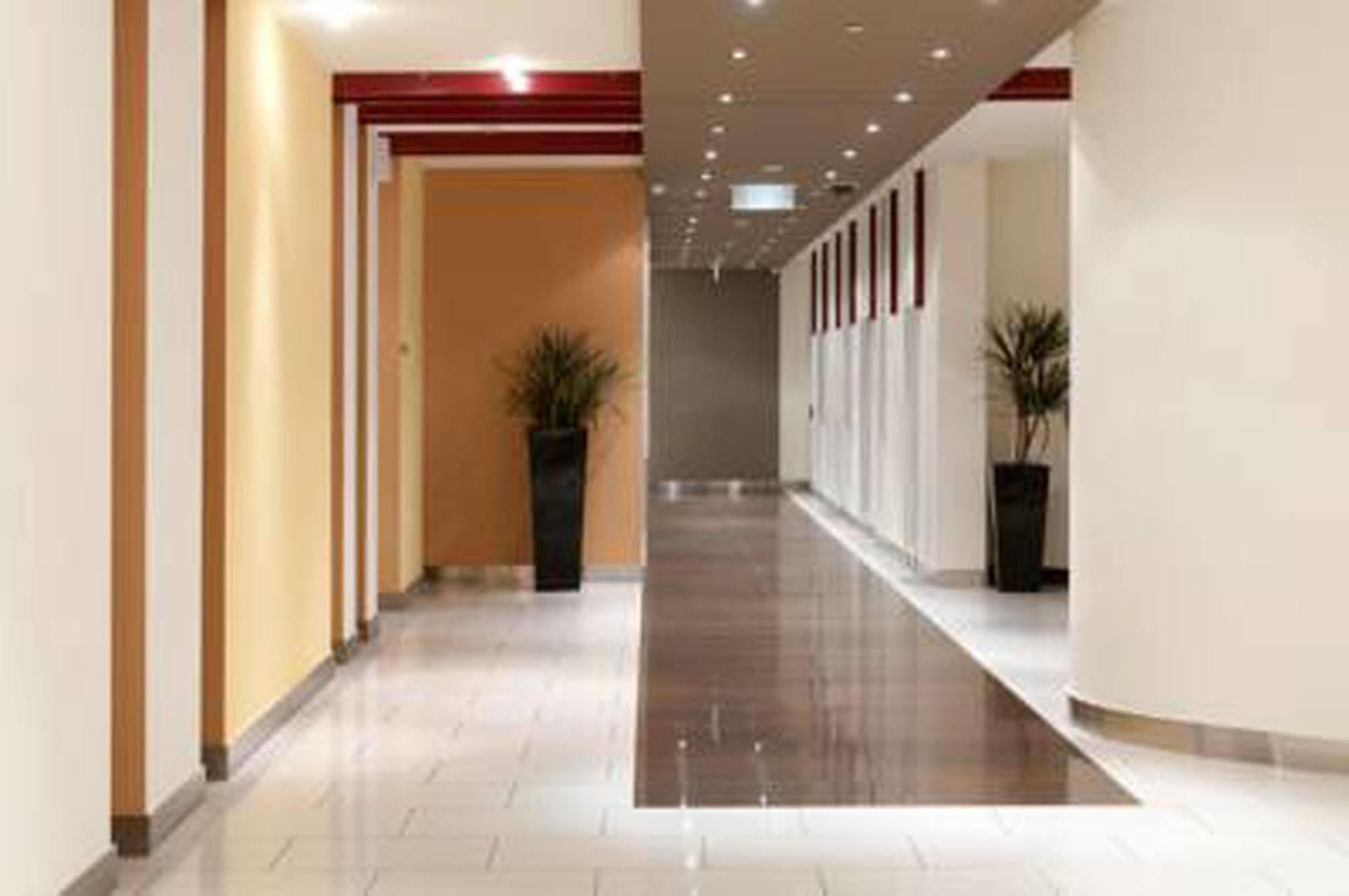 อินเนอร์ เมลเบิร์น เซอร์วิซ อพาร์ตเมนต์ Aparthotel ภายนอก รูปภาพ